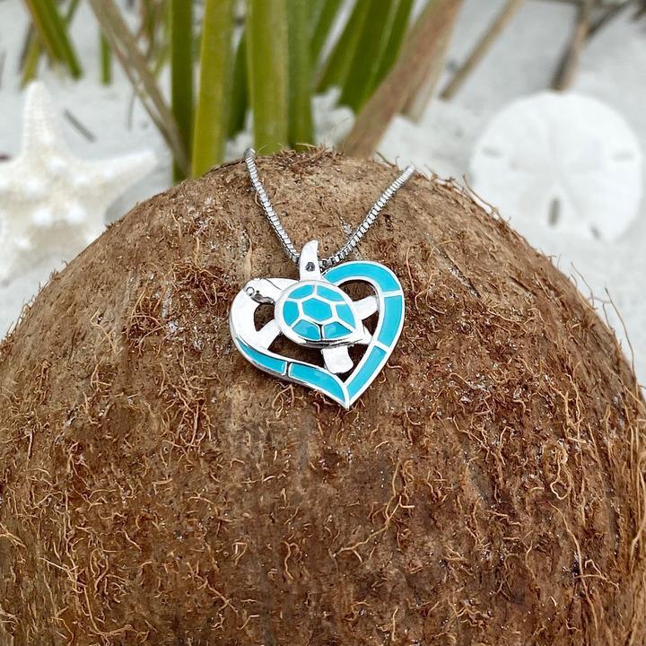 Collar Corazón de Tortuga en Plata y Ópalo Azul