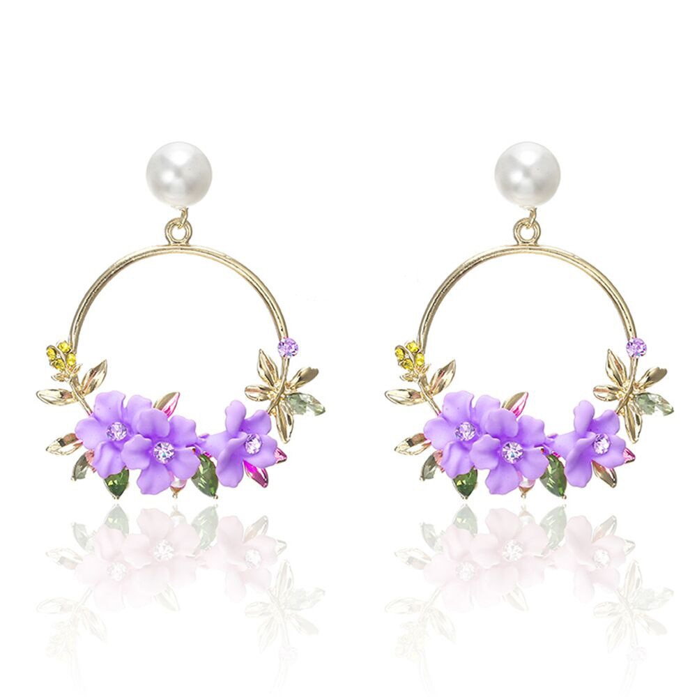 Aretes de Flores y Perlas en Oro